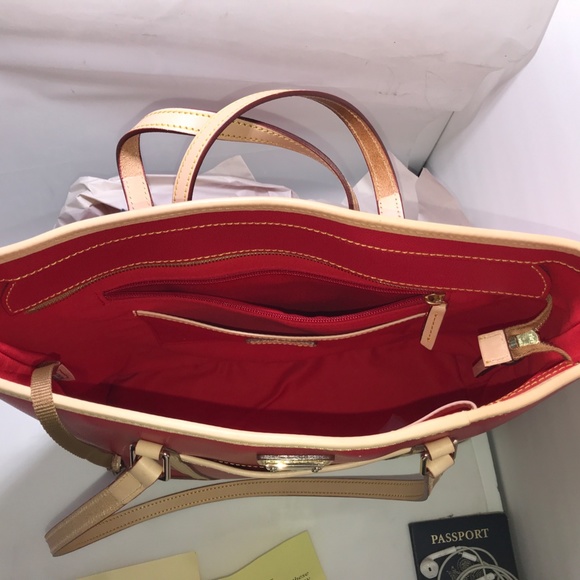DOONEY & BOURKE PURSE NWT $298